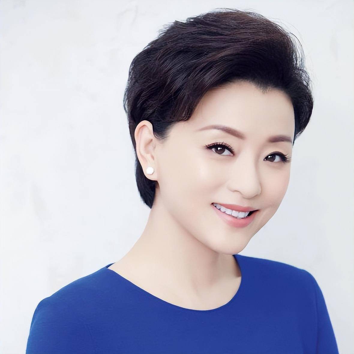 杨澜:我与老公早已无爱,若再在一块,对彼此都是很不公平!