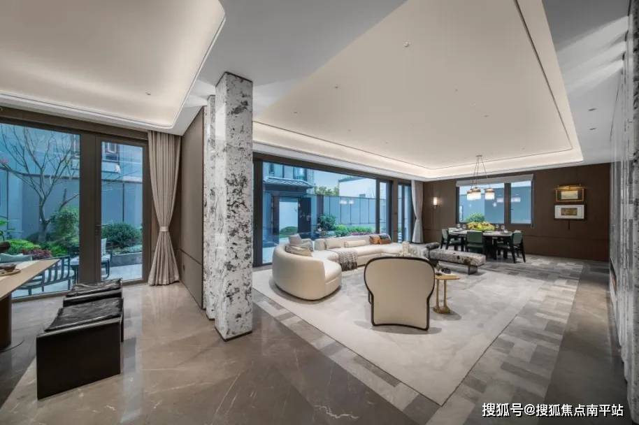 【新盘】建发湾墅【厦门建发湾墅】指定网站【预约电话】楼盘详情/房价/户型_别墅_中心_示意图