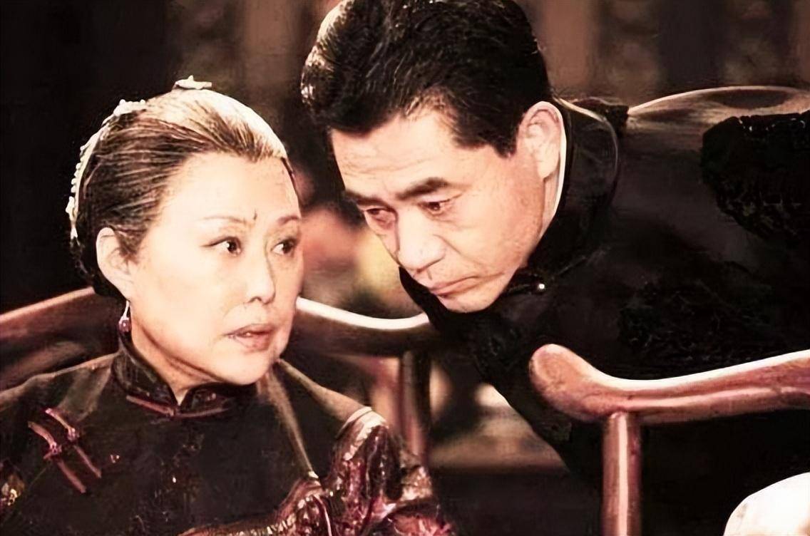 《大宅门》中演主仆,戏外却是真夫妻,恩爱22年后已阴阳相隔_李萍_张谦