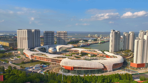 上海长滩(售楼处)首页网站-2024楼盘评测_上海长滩-户型丨停车位_配套_电话_实景