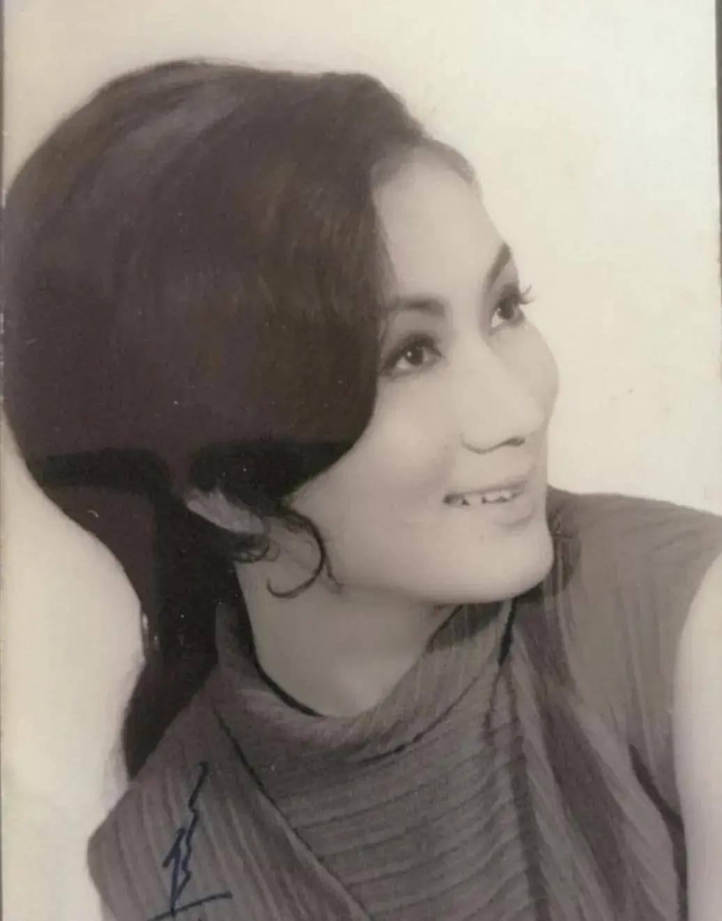 焦姣:"黄老邪"曾江的第三任老婆,演过《独臂刀》里的女一号