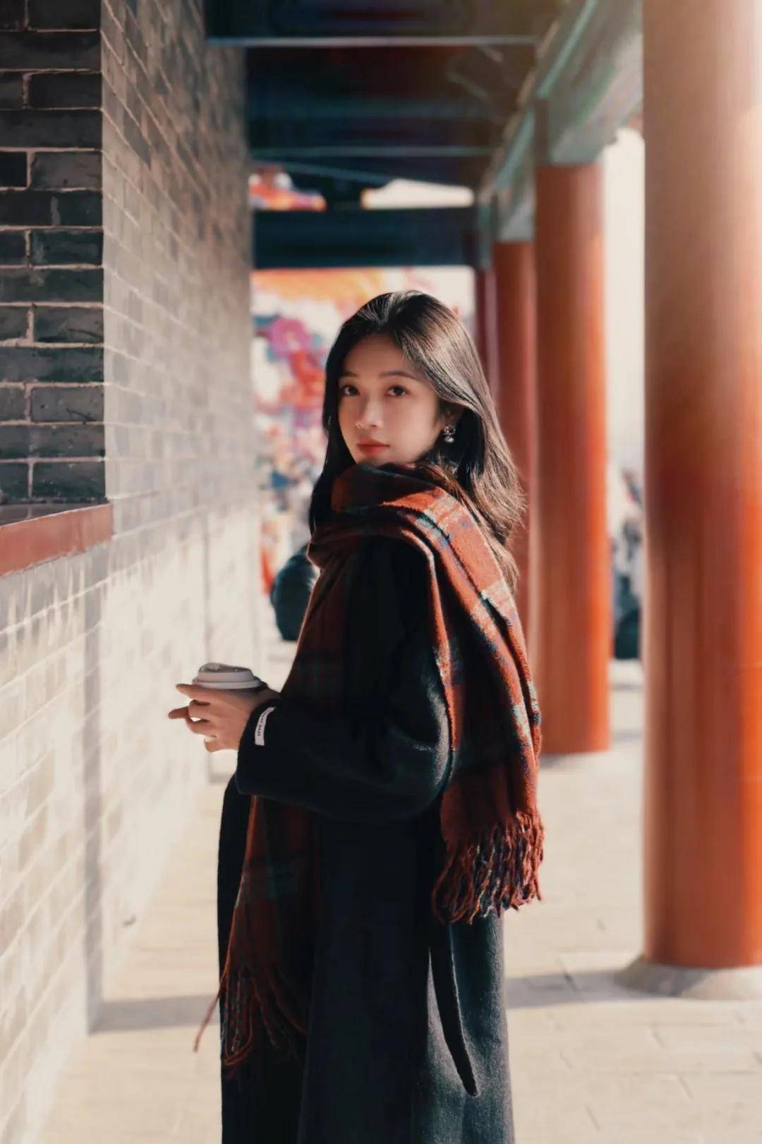 9个西安城墙拍照姿势,古韵氛围感拉满,自然优雅更显气质!