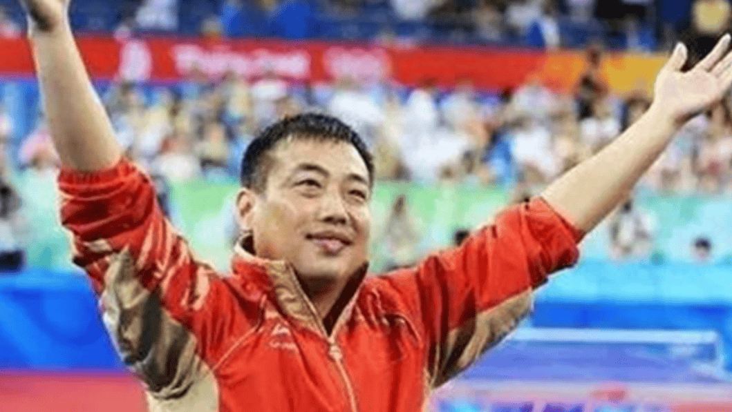 刘国梁谈卸任总教练风波:拒绝降级当组长,主动辞职不愿从政
