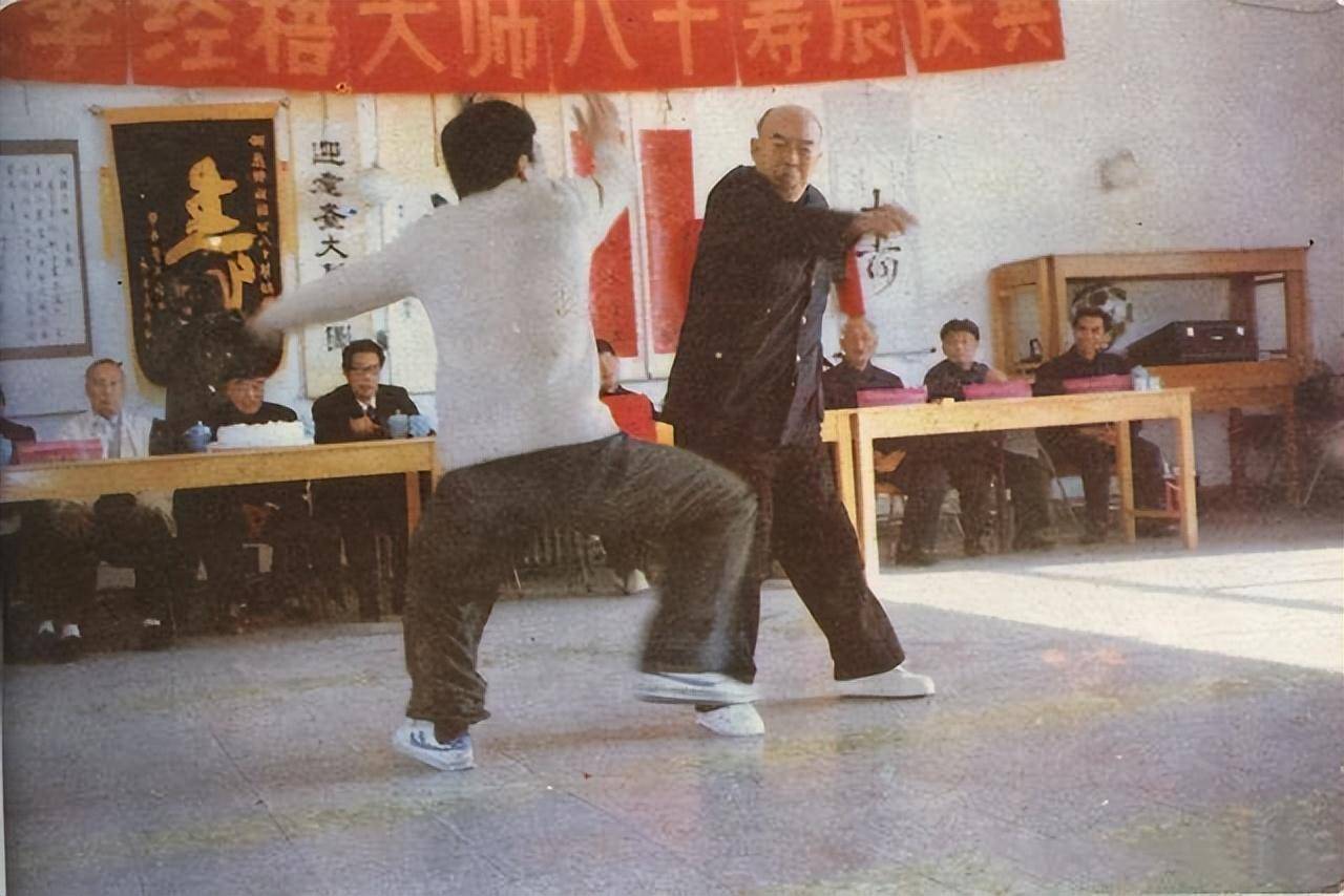 师出名门,比赛金牌拿了不少,闫芳到底有没有真功夫?