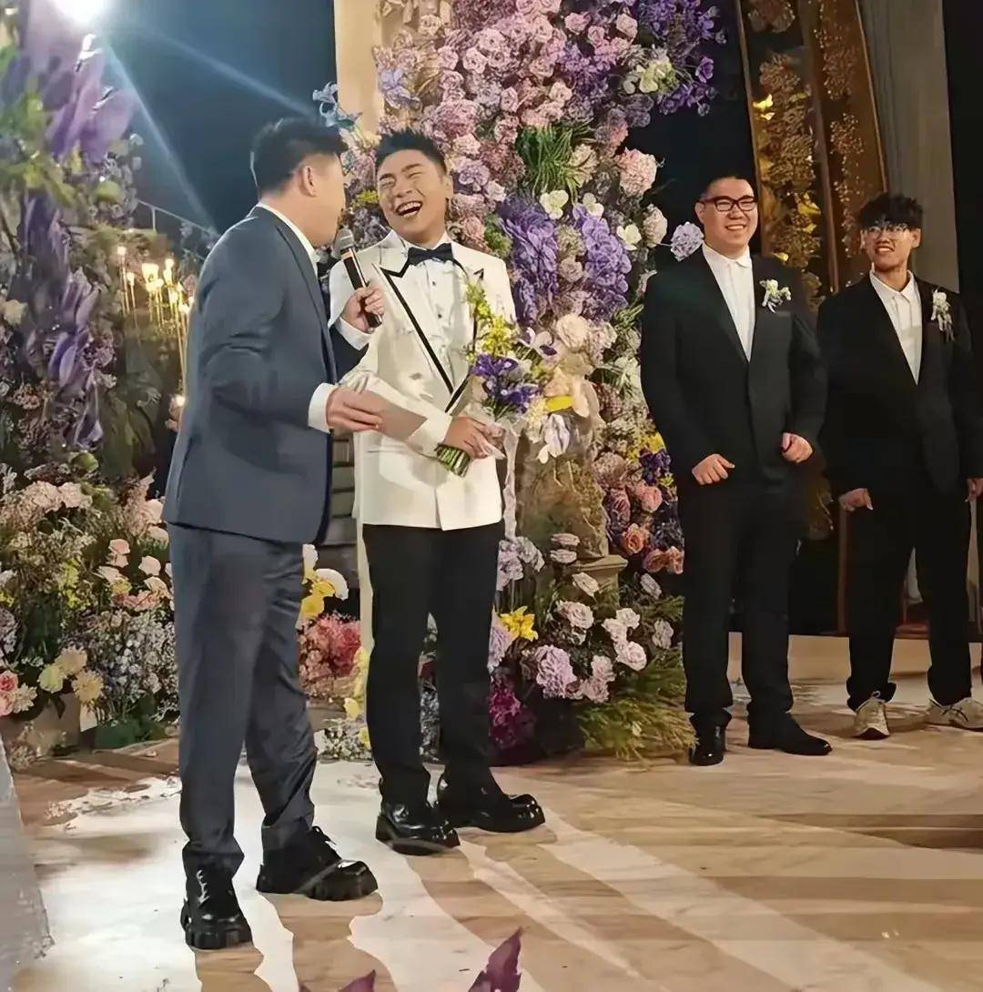 德云社张九南大婚,二婚老婆颜值很高,与前妻离婚才不到两年