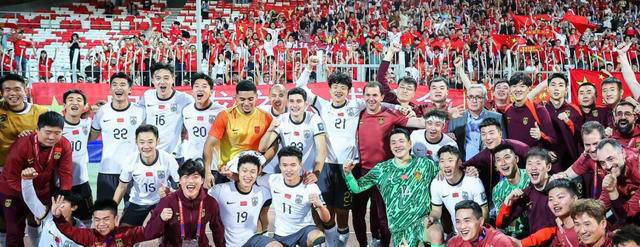 18强赛局势混乱：三队不败，亚洲冠军难求一胜，国足14分锁定晋级