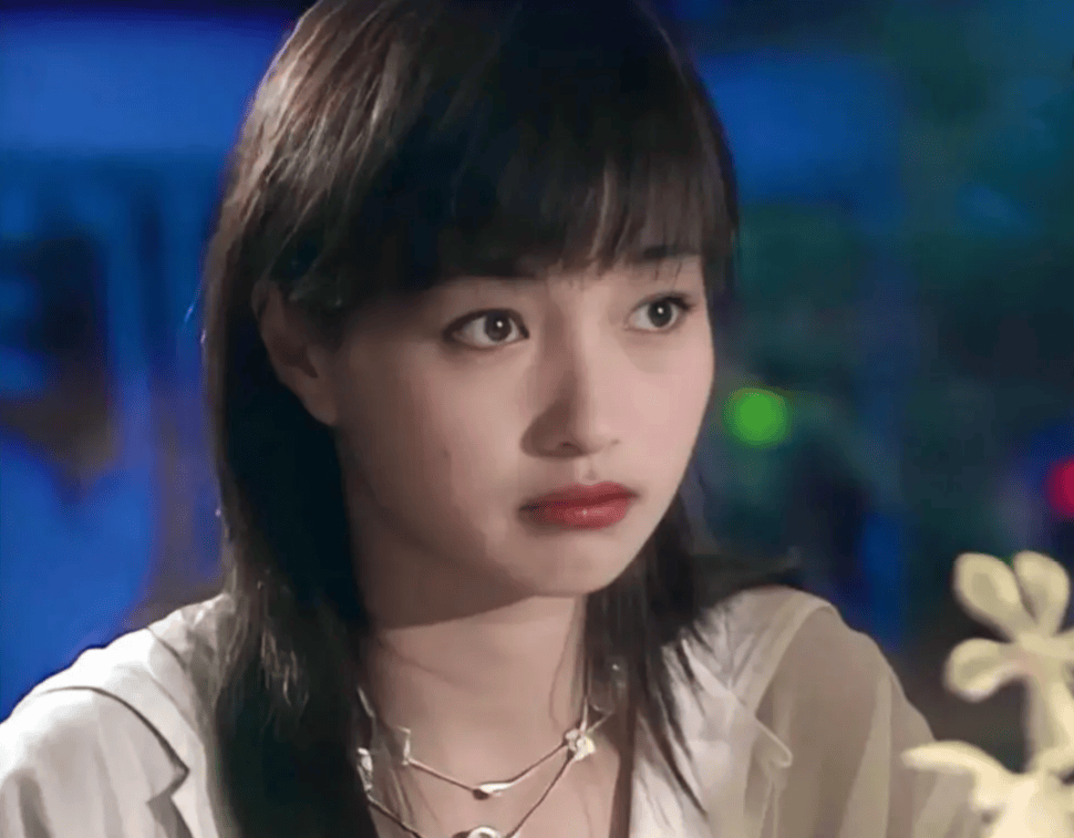 女星李绮红:巅峰时因抑郁症隐退,两拒天王嫁老外,后成白衣天使