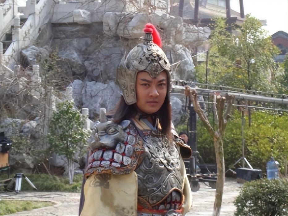 原创同样演二郎神把焦恩俊冯绍峰等10位男星放一起差距就出来了