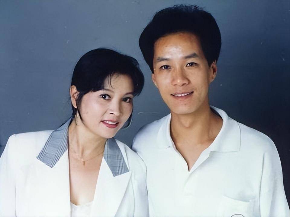 张晞临:40岁娶妻生子,58岁小儿子仅7岁,直言要更努力赚钱养家