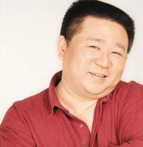 梁冠华:因太胖没戏演,但导演妻子却倒追他,39岁演狄仁杰终出名