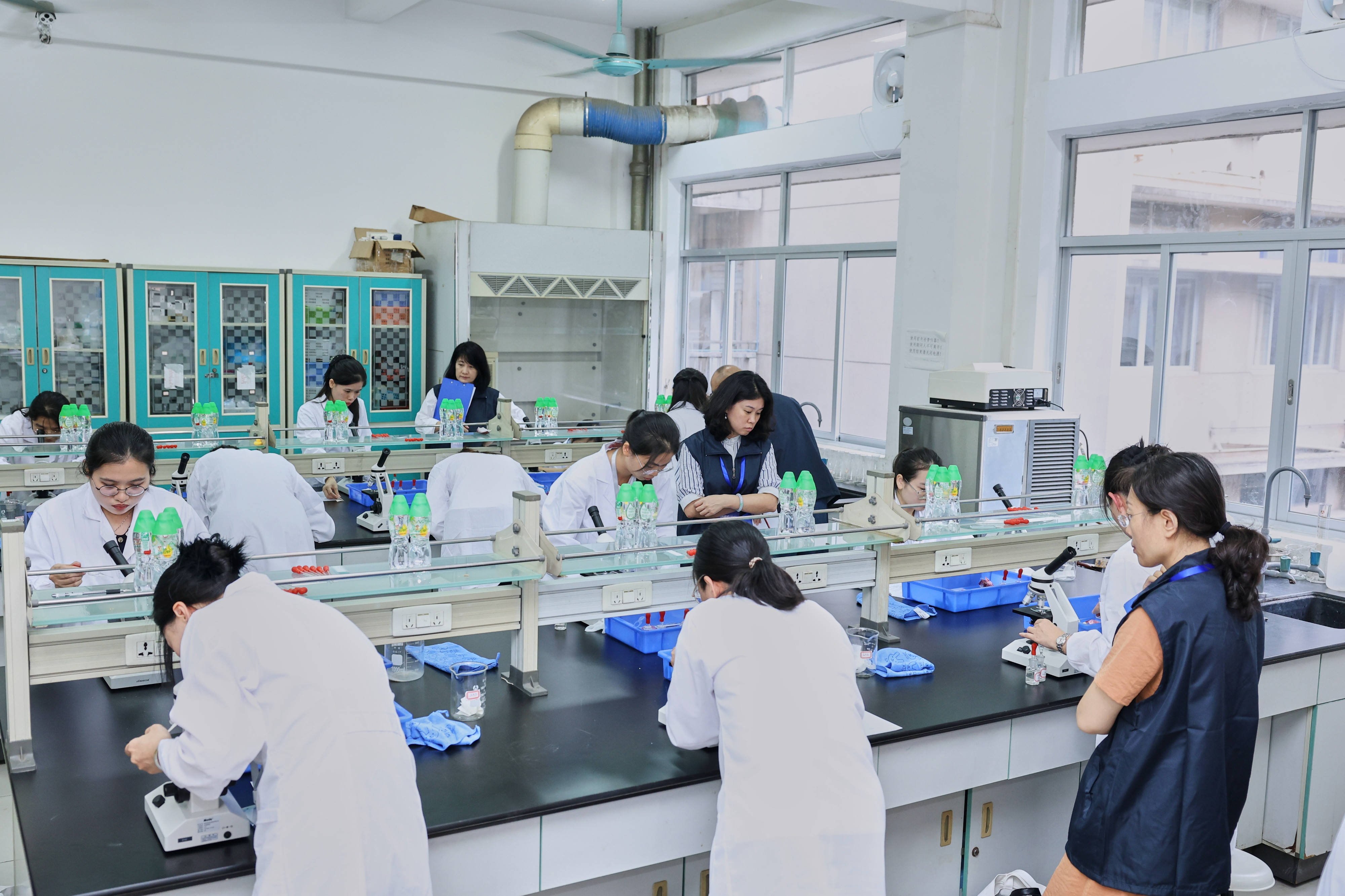 莱博仕助力2024年广东省中学化学和生物学实验教师(实验管理员)实验