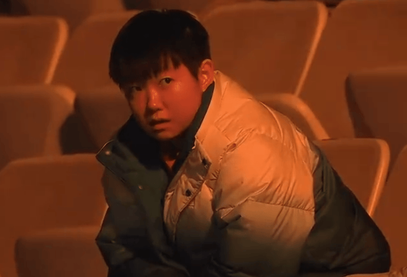 孙颖莎没有参赛 但为陈幸和王艺迪鼓掌 为球队做出两大贡献