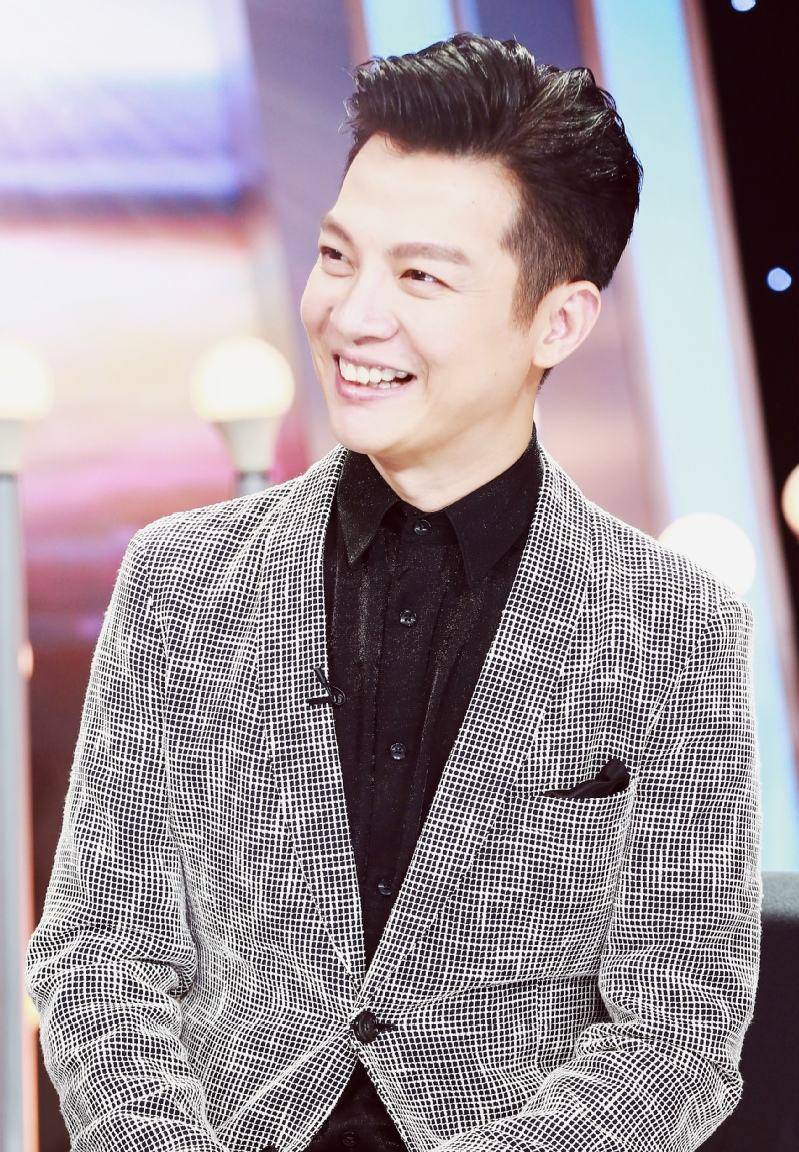 任鲁豫:央视一哥娶身家亿万富婆,21年却痛哭:后悔来北京工作