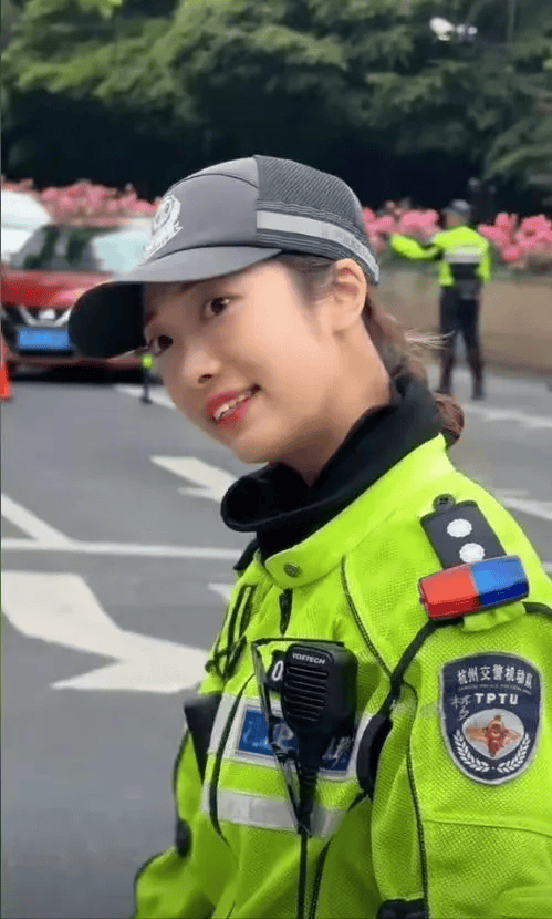 兔子警官李语蔚升职为四级辅警
