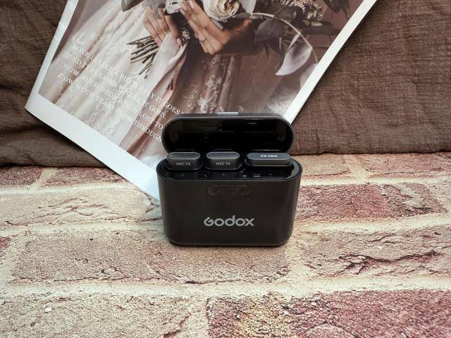 大疆领夹麦和猛犸领夹麦哪个好?西圣、神牛和猛玛麦克风火热PK