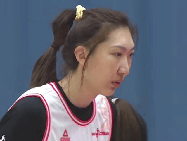 韩旭领衔五剑客冲击四连胜，国外名将甘当绿叶撑起女篮未来