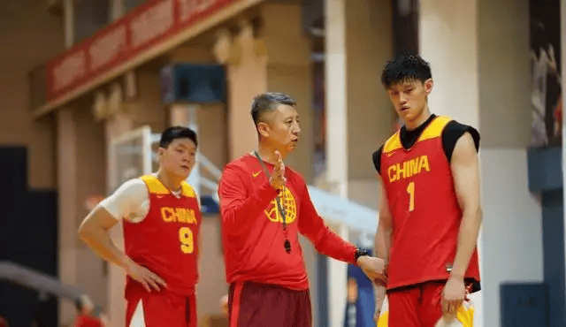 难！打个蒙古三分出手还落后对手，中国男篮这一观念真无法改变？