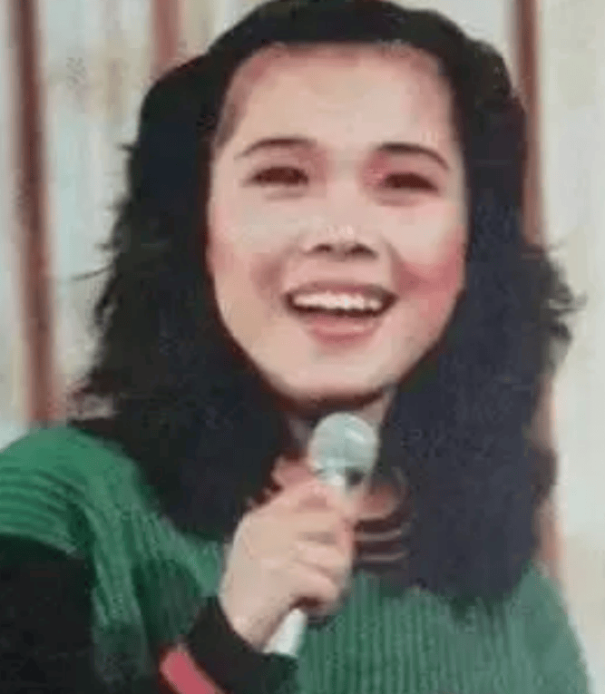 张卫宁不仅才华横溢,更对田震呵护备至.
