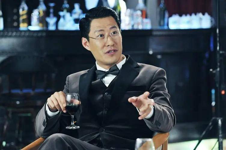 于震主演了33部谍战剧,为何一部没火!你怎么看?