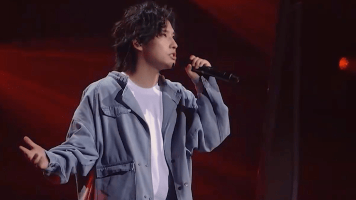达桑嘉措演唱《有种》,独特嗓音唱出坚韧力量
