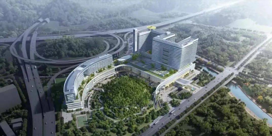 深业山水东城东侧约1公里有大山陂水库公园,在西北侧约600米处有坪 