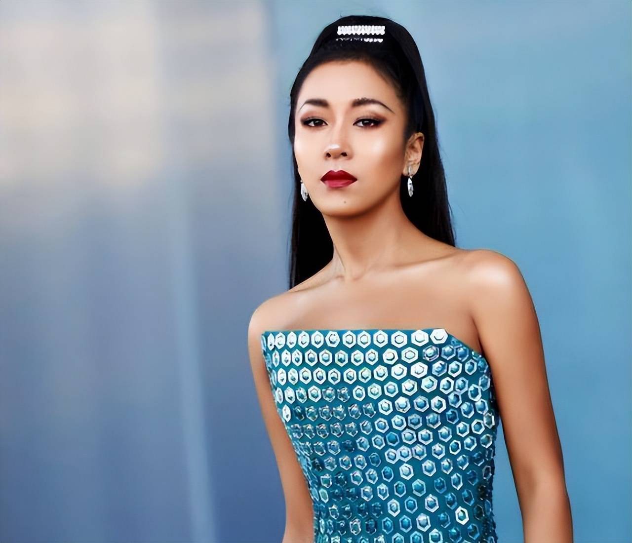 "黑珍珠"吉克隽逸跌落神坛,不再被世人原谅,完美人设全是伪装