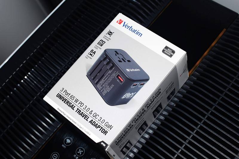 国际旅行的充电利器 威宝65W氮化镓插座转换器