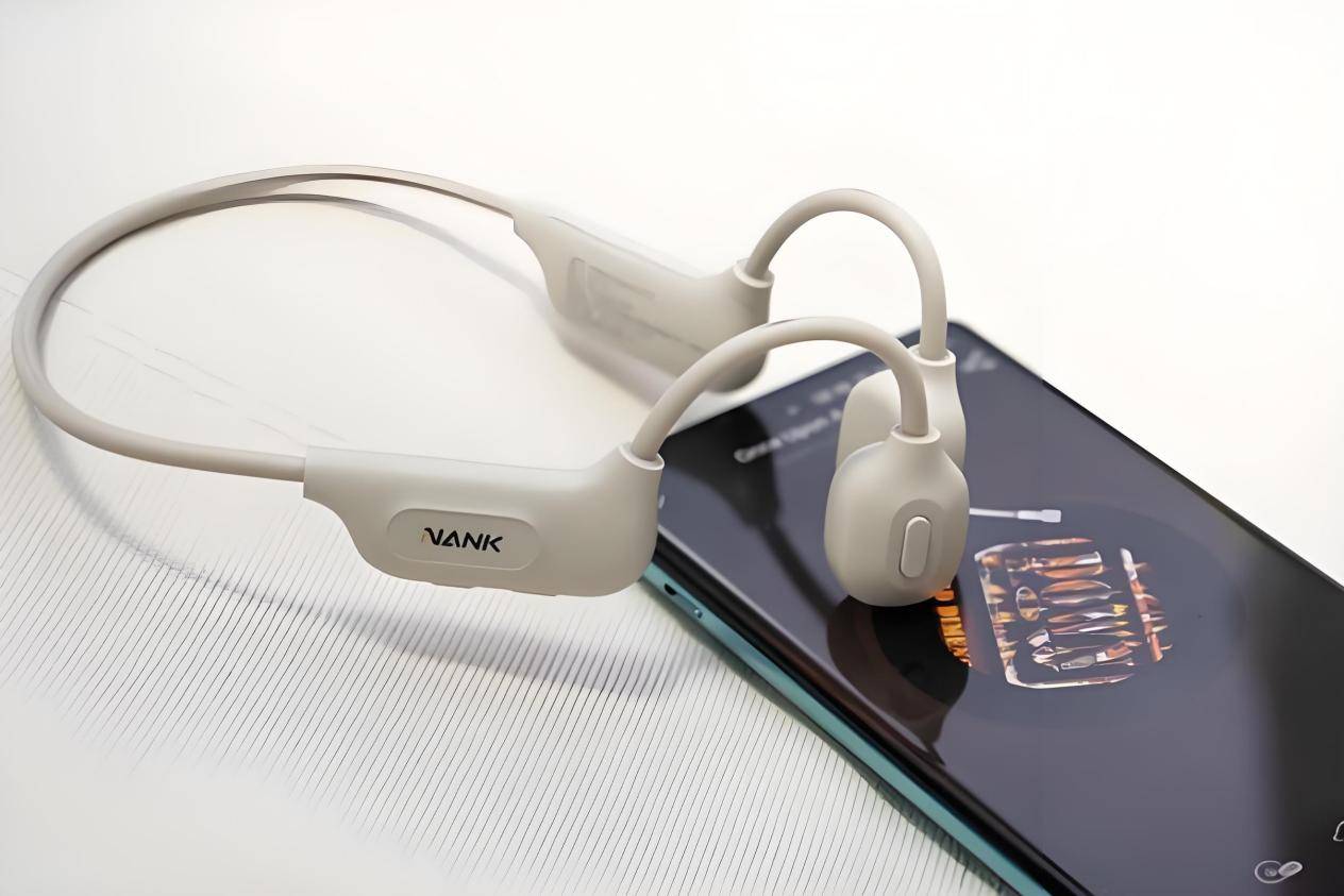 骨传导蓝牙耳机哪个品牌值得入手?盘点2025年5款热销型号推荐。