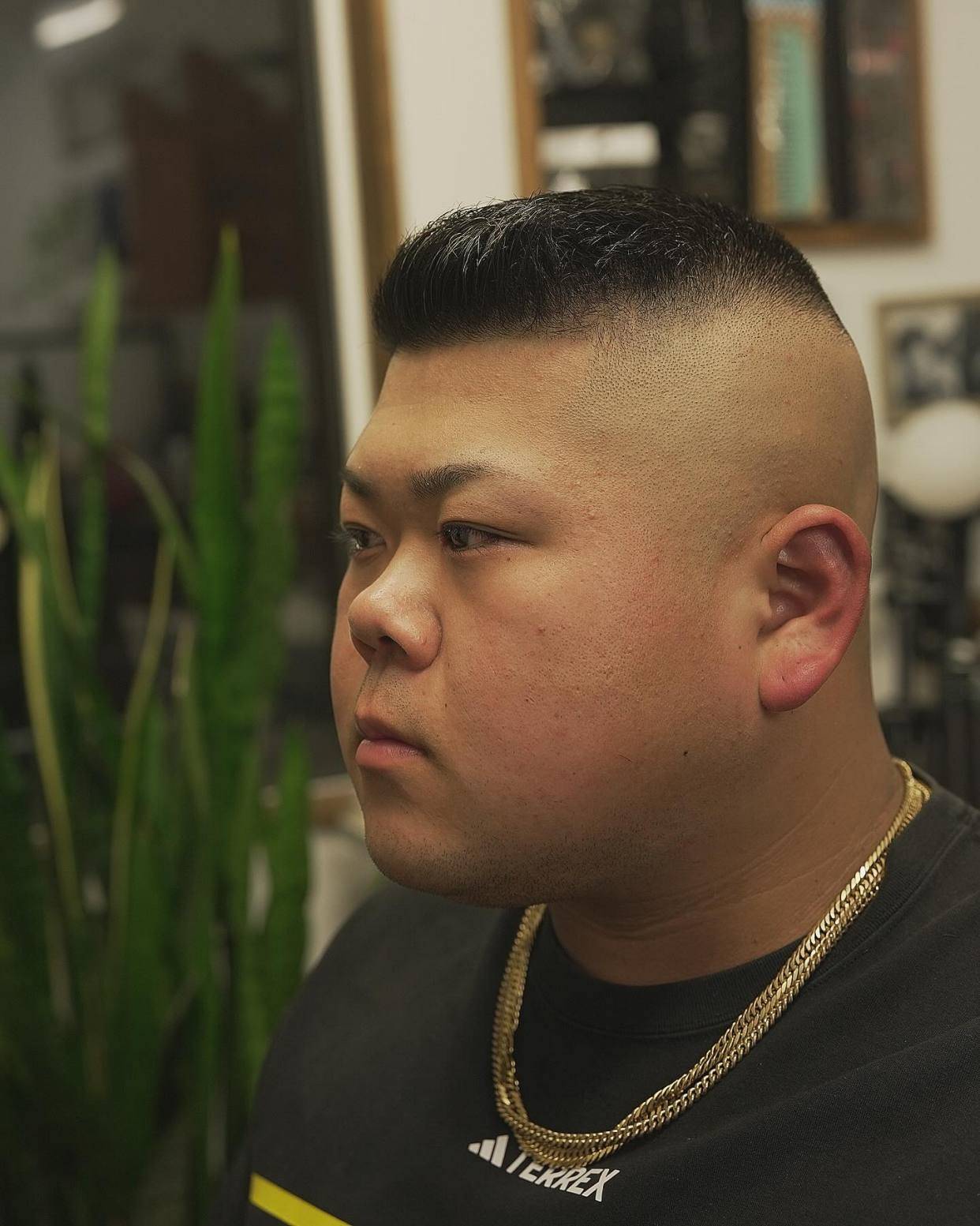 型男之选周边铲短男发魅力解析