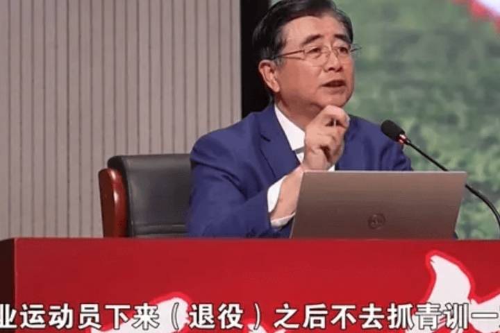 中国足球终于遇到对的人！宋凯提出3政策，深得球迷心，口碑逆转