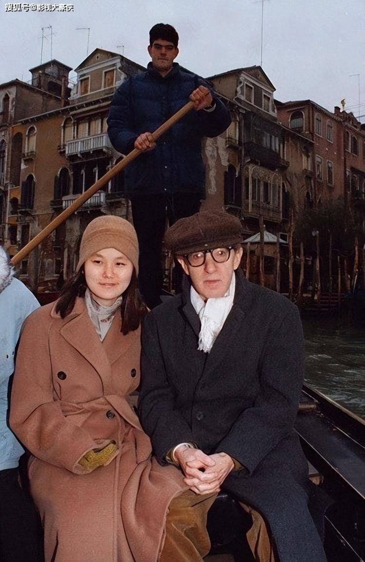 韩国孤儿宋宜：被美国大导演的女友收养，12年后嫁给了养母的男友_米娅_伍迪·艾伦_继父