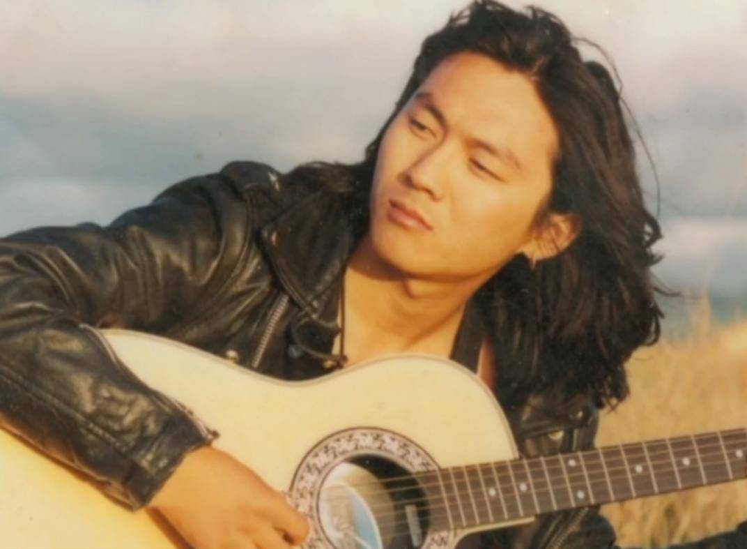 栾树王菲的初恋男友分手后娶金鸡影后是音乐人也是马术冠军