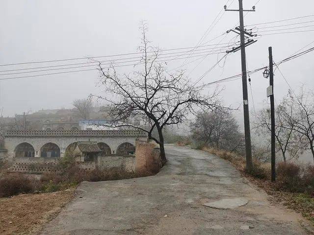 山西临县原后庄煤矿转让迷局:转让费过亿元的煤矿属于谁?(图2)