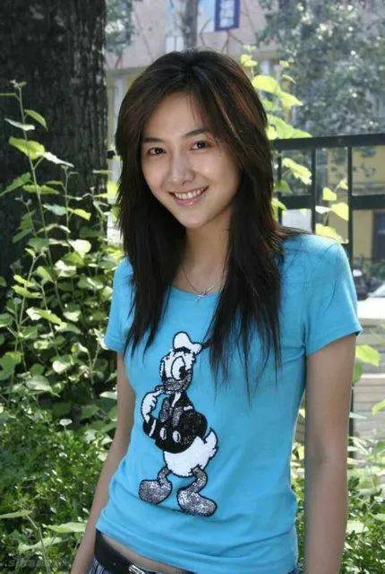 "气质女神"舒砚