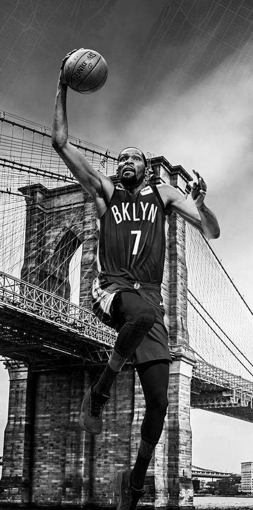 前面那三次投篮不中,不少球迷可能都在想,杜兰特是不是今天手感不好?