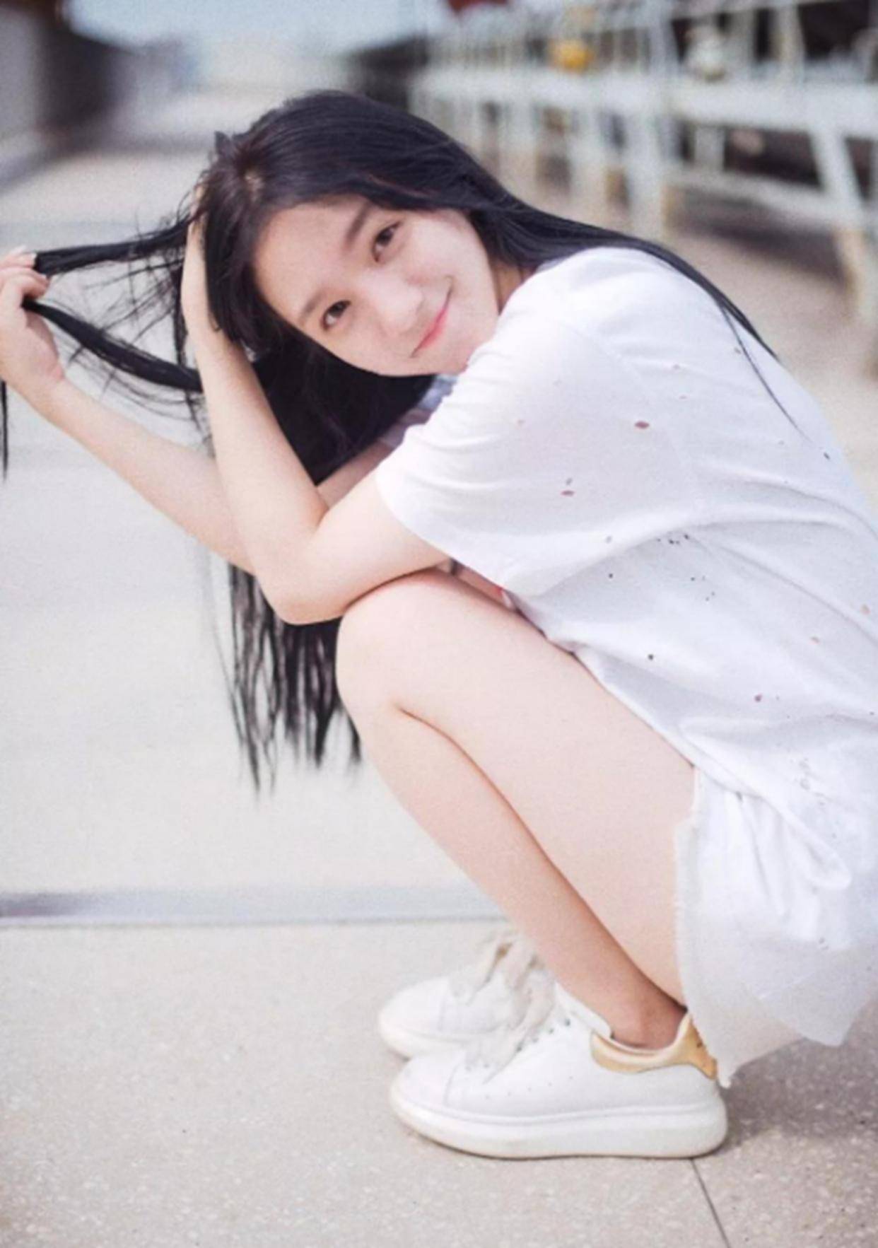 各种艺考班报下去,刘露最终成功考上南京艺