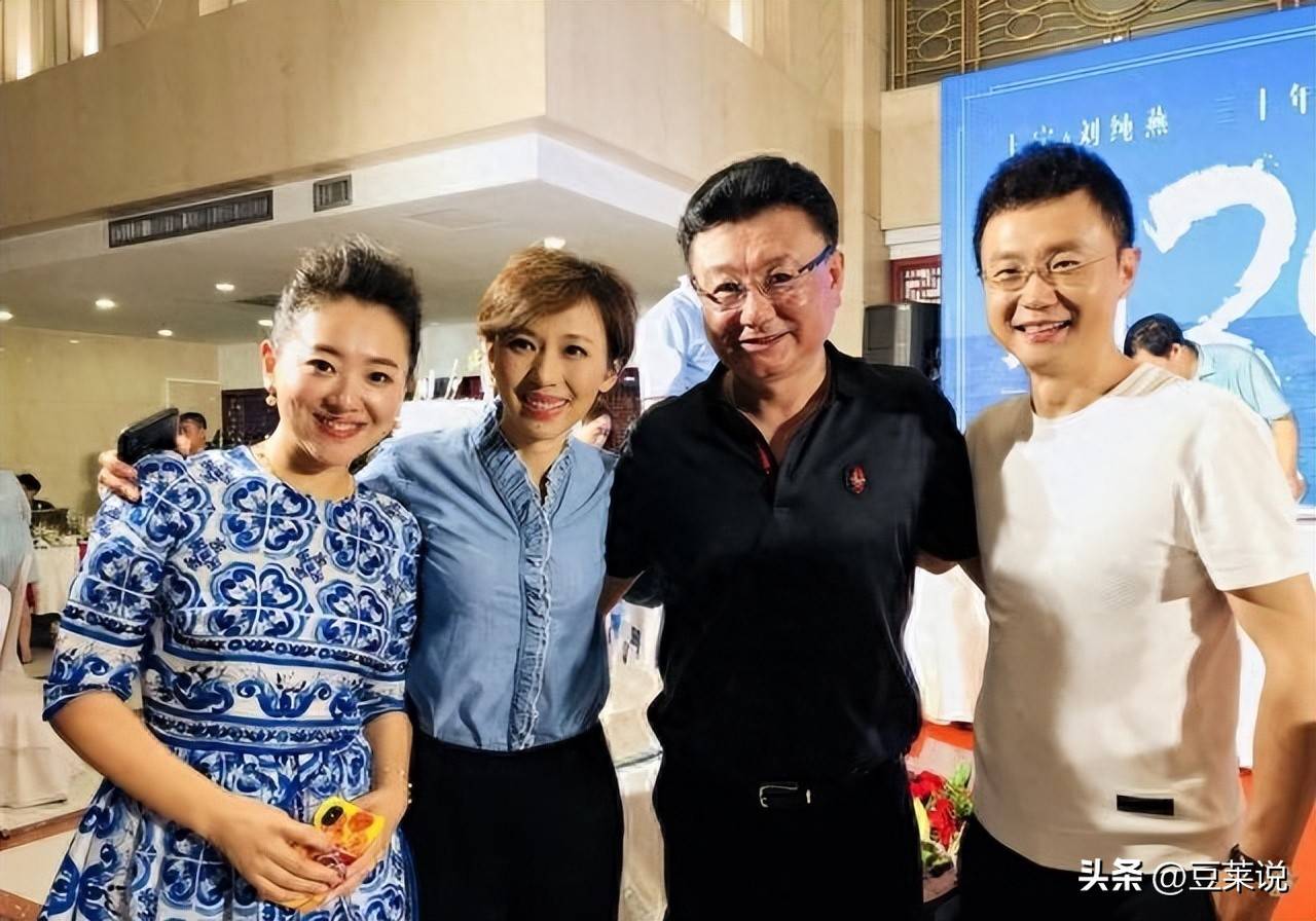 蒋虎离婚16年,她40岁嫁给刚强生一子,他52岁依然单身无孩_徐春妮_北京
