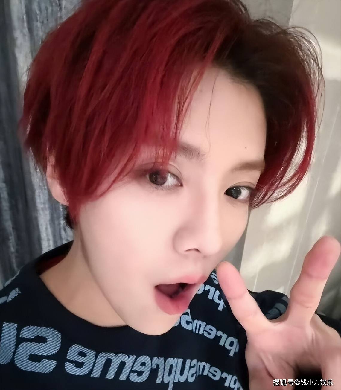 假鹿晗求婚成功,真鹿晗消失无踪?