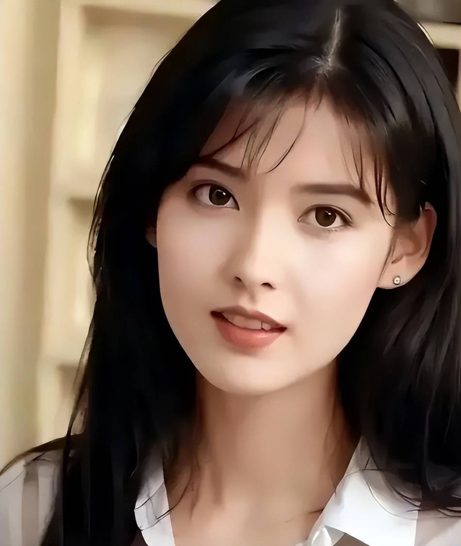 57岁的周慧敏就这样改写了她的结局原来她一点都不傻是我们傻