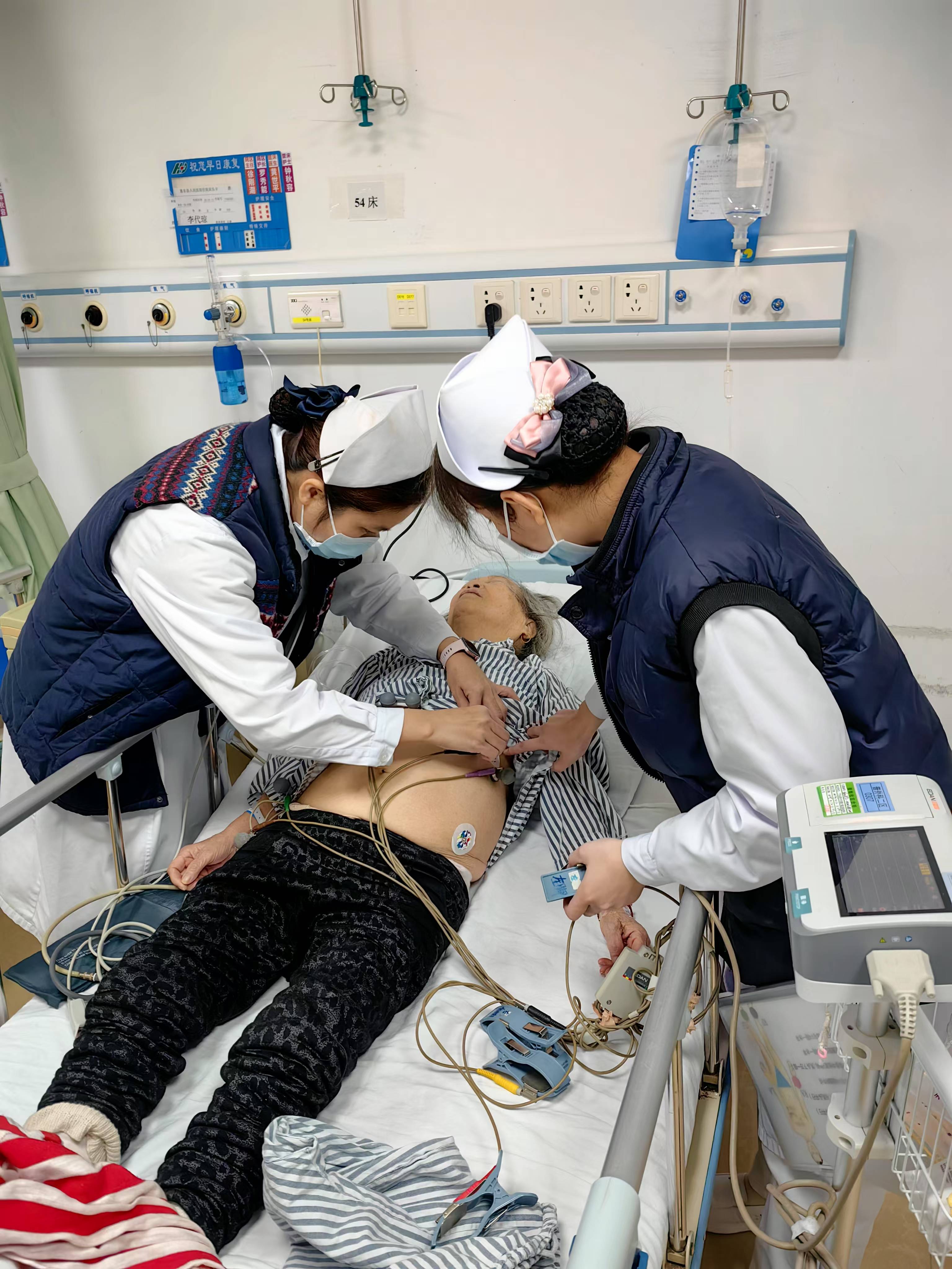惠东县人民医院医护精湛医术与暖心关怀 助86岁老人转危为安
