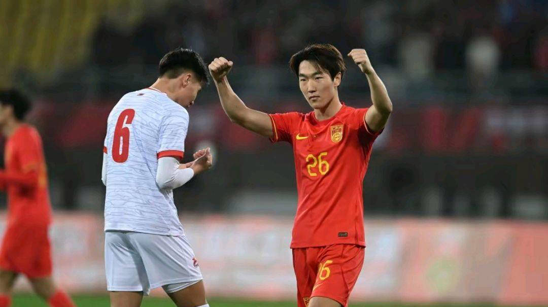 U20国足激战泰国：1-1战平展现未来希望