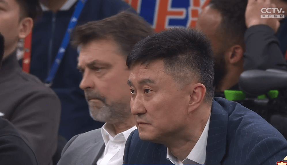 残暴！交手2次赢67分，辽宁少帅不给杜锋留情面，王哲林怒砍14+11