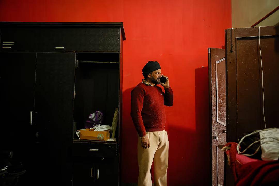 图片[15]-被美国驱逐出境！印度非法移民：我们像罪犯，吃饭上厕所也戴手铐 -华闻时空