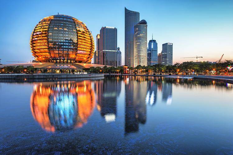 广州发展放缓，杭州乘势而上，广州没落？杭州崛起背后的经济逻辑