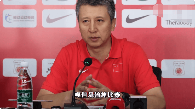男篮大战日本再瘦身！应该放弃最后3人，杜锋爱将+郭士强2大嫡系