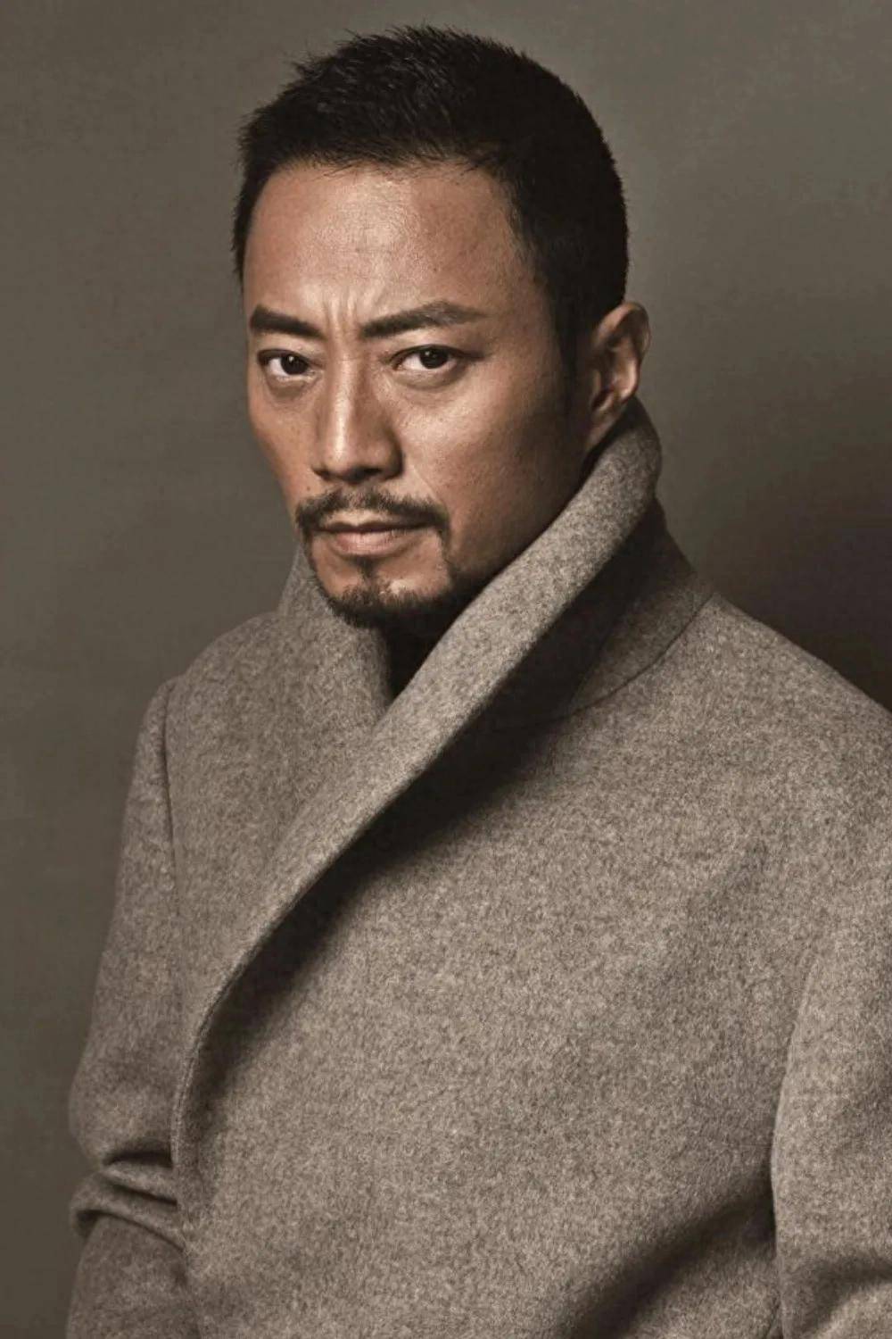 张涵予梁家辉二次对决,最高检出品打击国际洗钱电影《黑金对决》