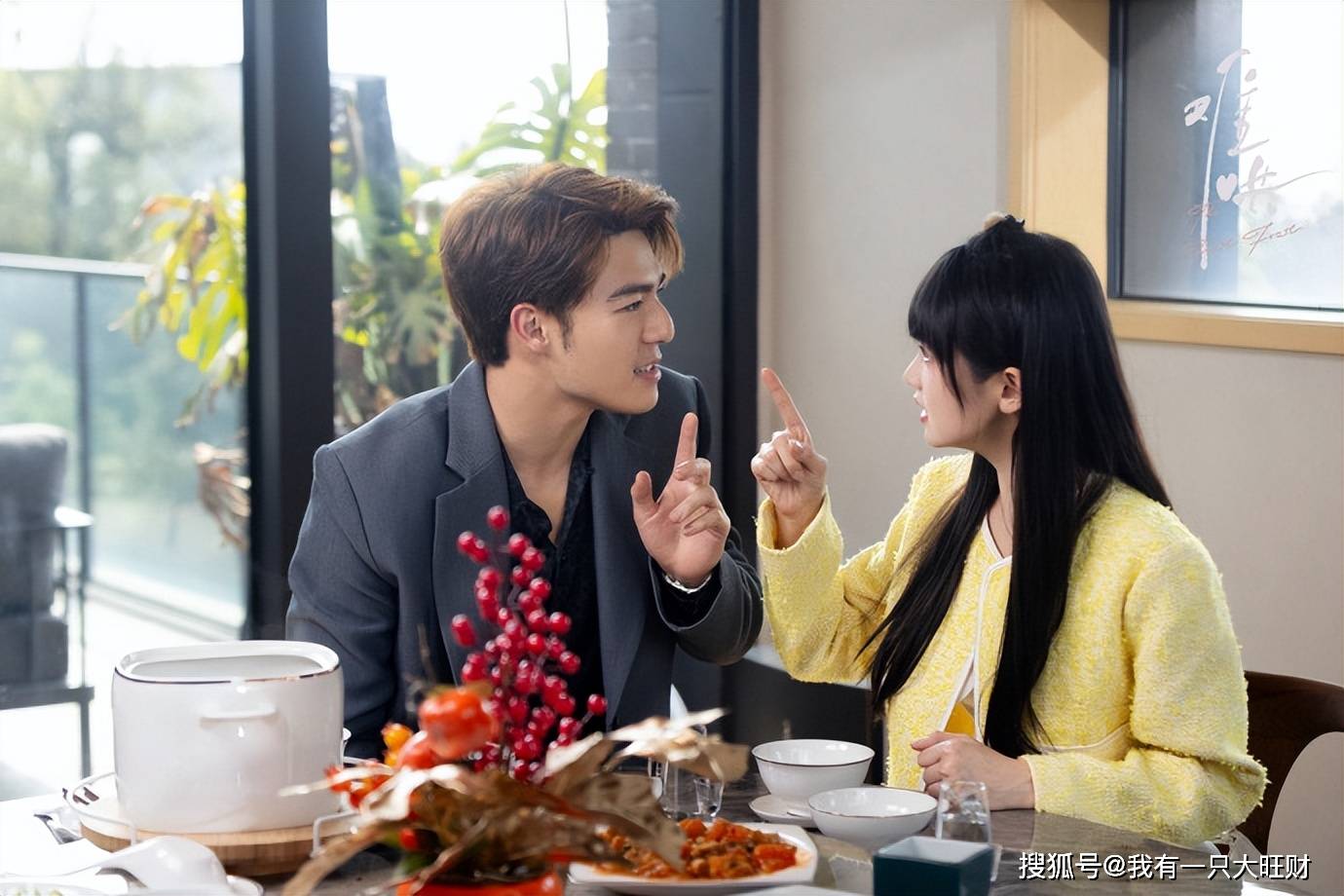 艾晓明| 黑暗时代的星火与幸存- 波士頓書評Boston Review of Books, image size:1380x920