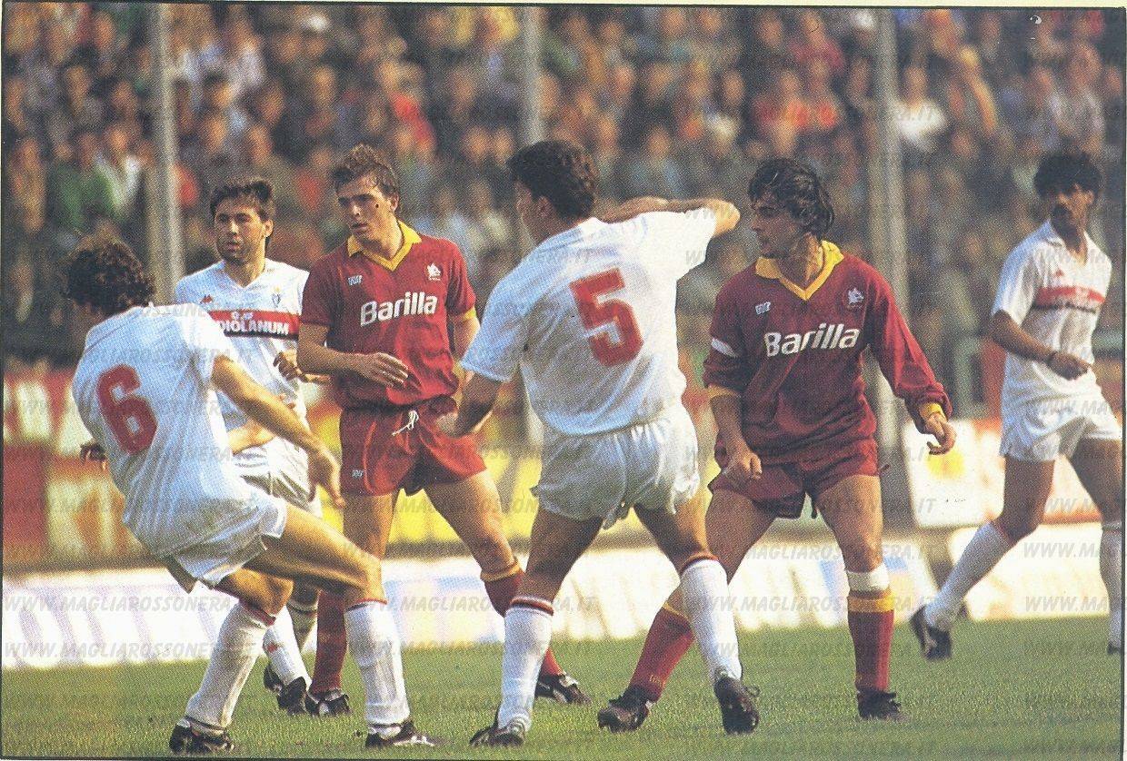 1990年AC米兰意甲征程：4 - 0罗马的精彩战役，AC米兰昔日辉煌：1990年意甲之战4 - 0罗马