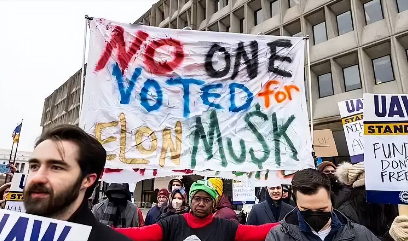 马斯克的DOGE团队震荡：3成员工辞职，称“马部长”只关心夺权_搜狐网