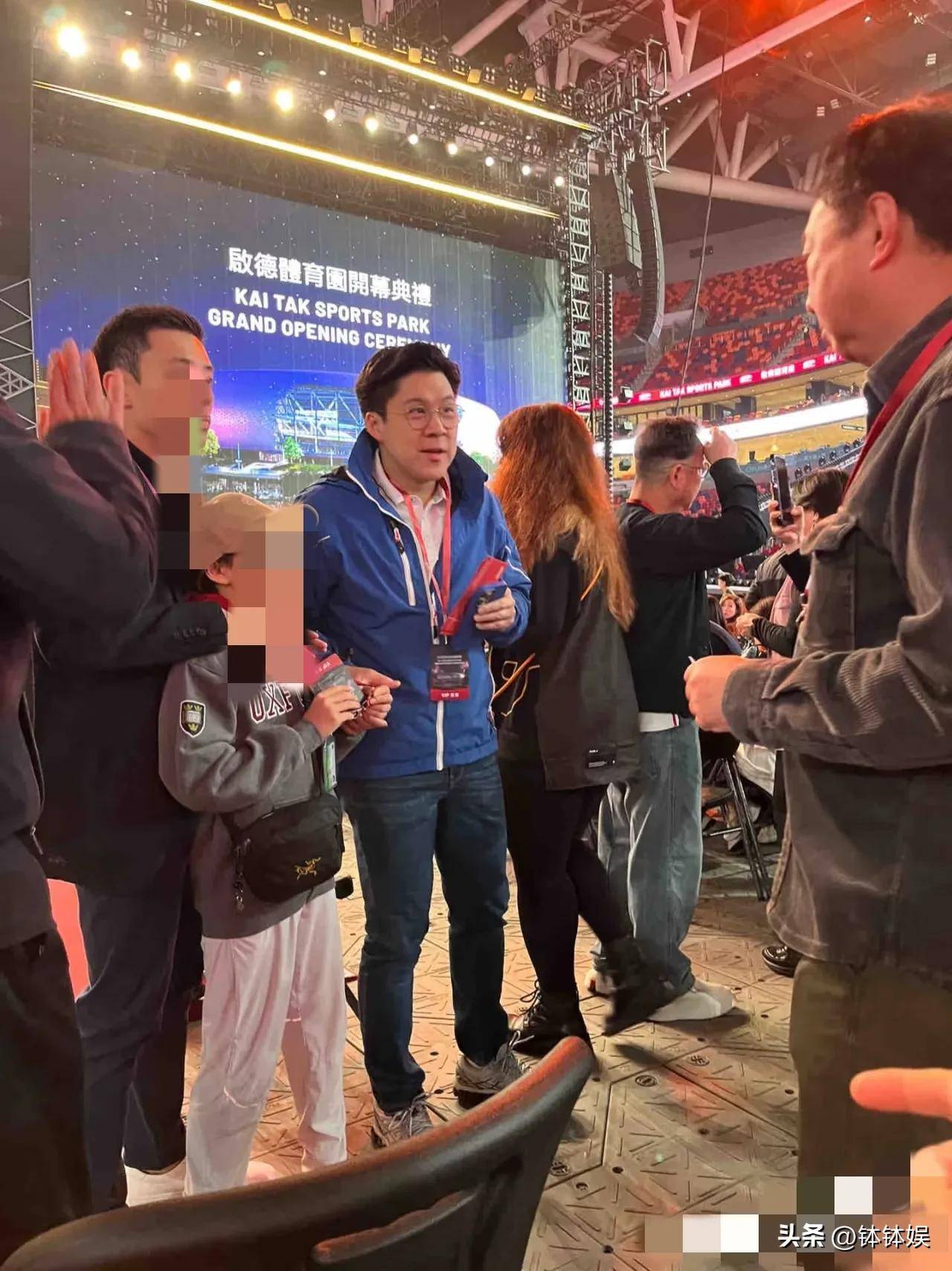 叶倩文,容祖儿,张杰,李宇春等,影视大咖有甄子丹,除此之外,还有霍启刚